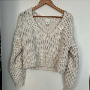 H&M Cream V-Neck Sweater